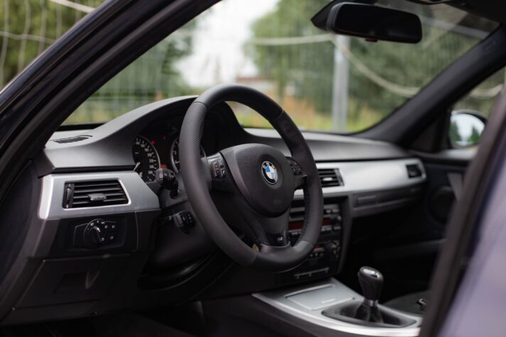 BMW 320SI