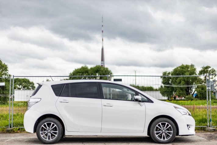 TOYOTA VERSO