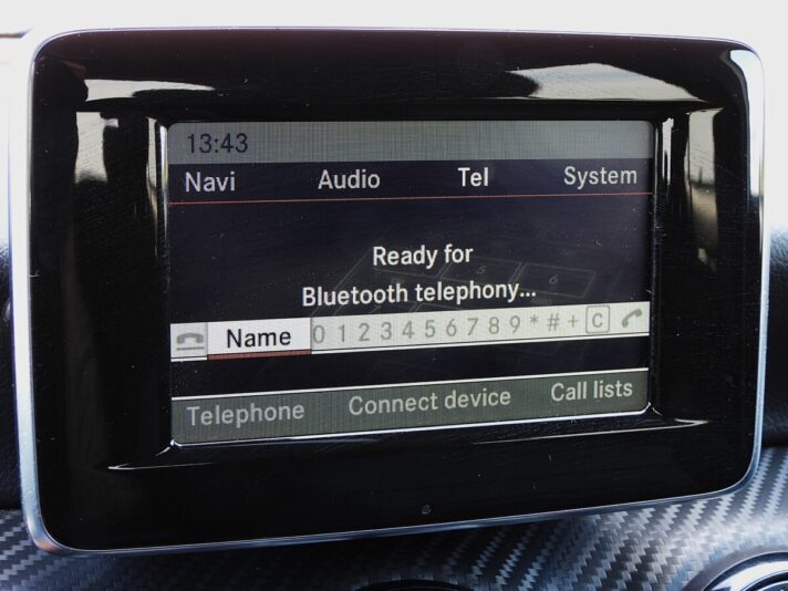 MERCEDES BENZ GLA 200