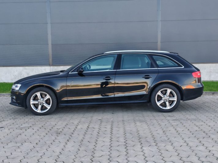 AUDI A4 2.0TDI, 2012G.