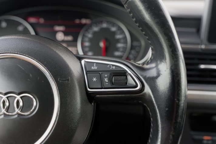 AUDI A6 AVANT QUATTRO S-LINE
