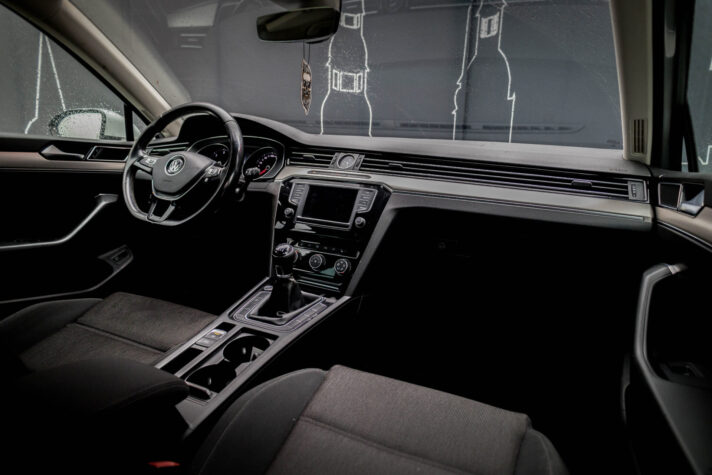 VW PASSAT