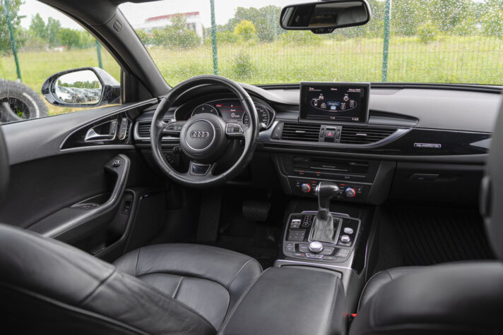 AUDI A6 LIMOUSINE QUATTRO