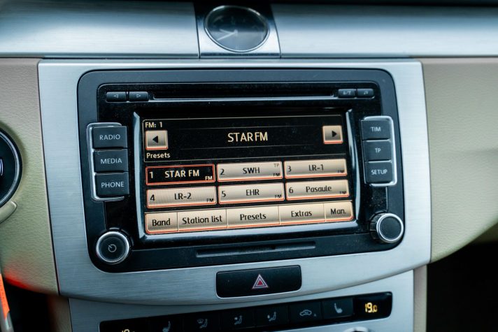 VW PASSAT