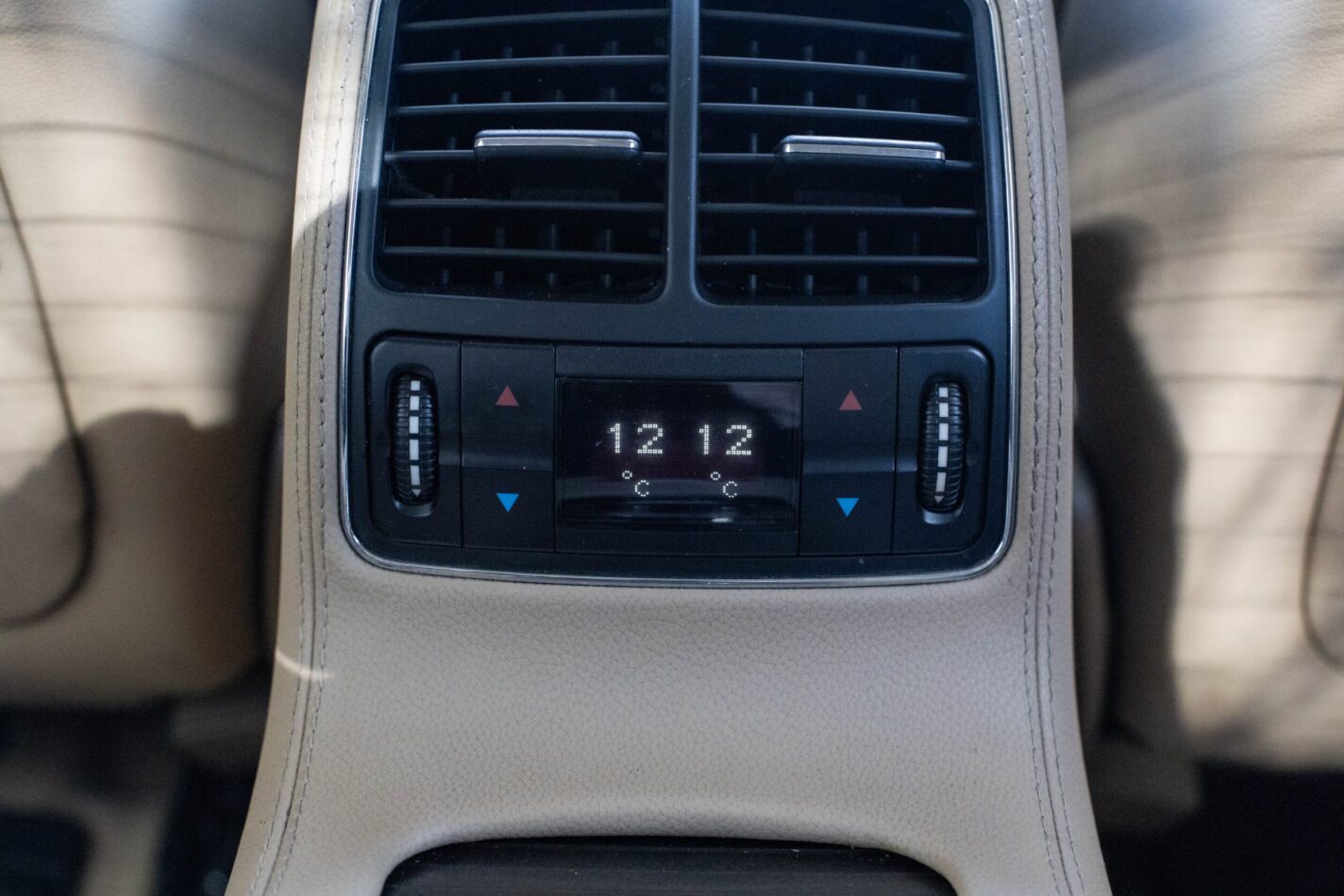 MERCEDES BENZ CLS 320