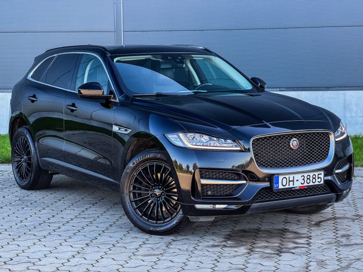 JAGUAR F-PACE
