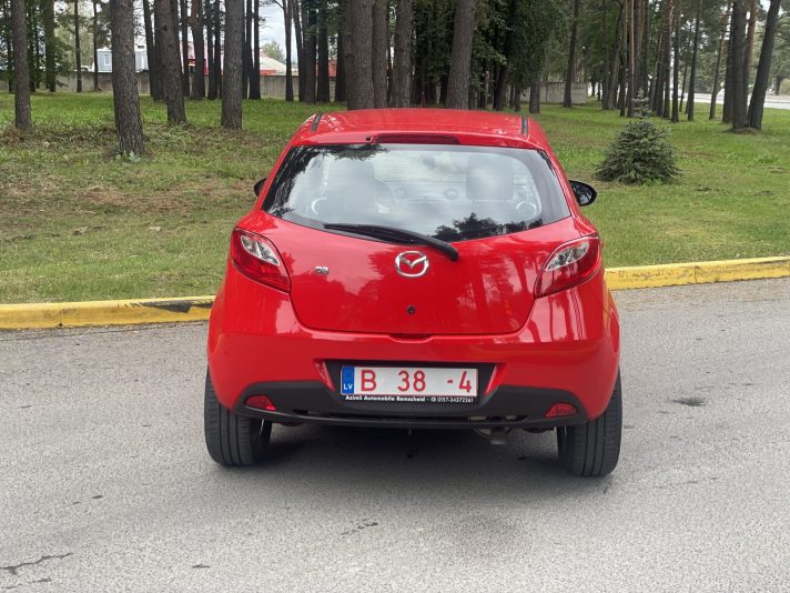 Mazda 2