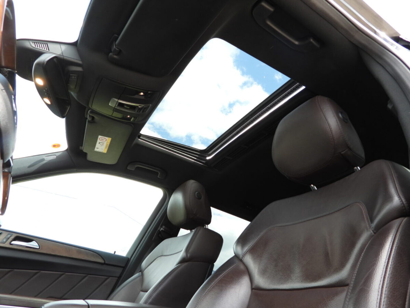 MERCEDES BENZ GL350