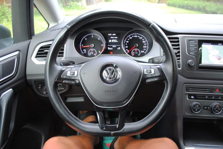 VW GOLF SPORTSVAN 1.6 TDI
