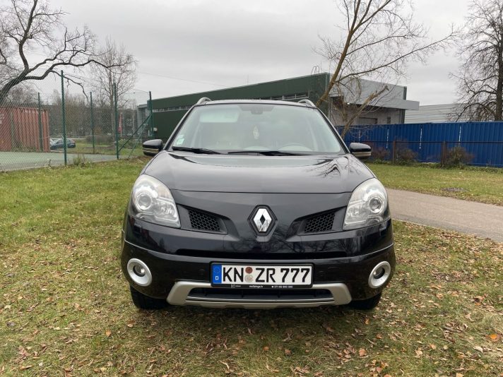 RENAULT KOLEEOS AR MAZU ORIGINALU PIERADAMU NOBRAUKUMU