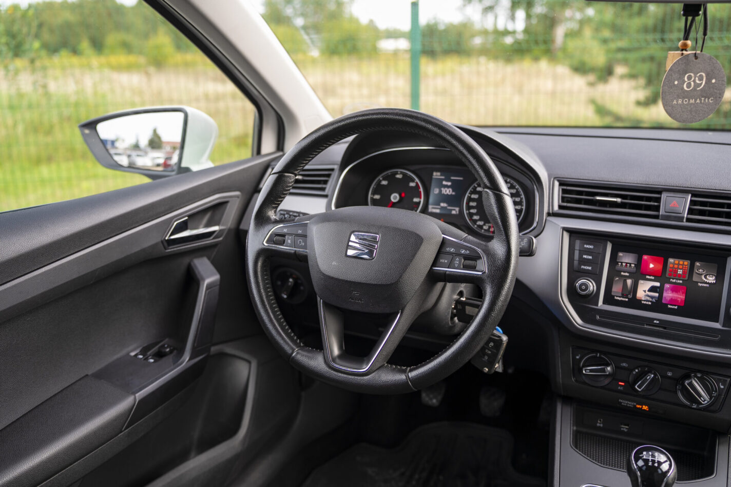 SEAT IBIZA