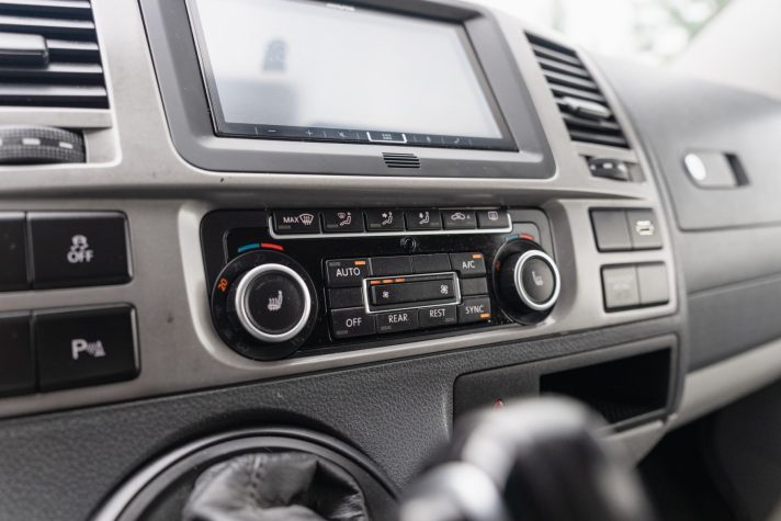 VW CARAVELLE
