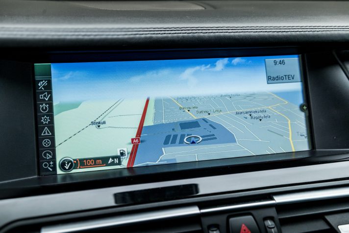 BMW 740