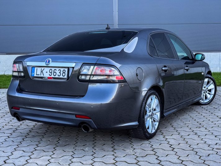 SAAB 9-3