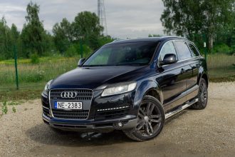 AUDI Q7