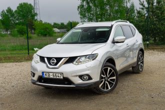 NISSAN X-TRAIL