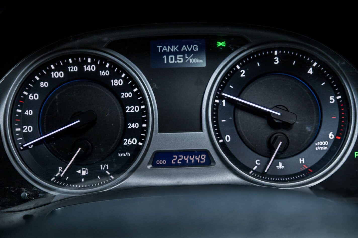 LEXUS IS 220