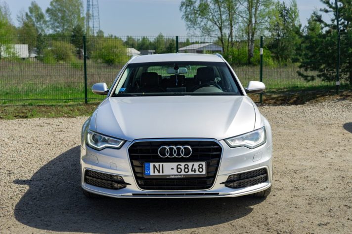 AUDI A6 AVANT