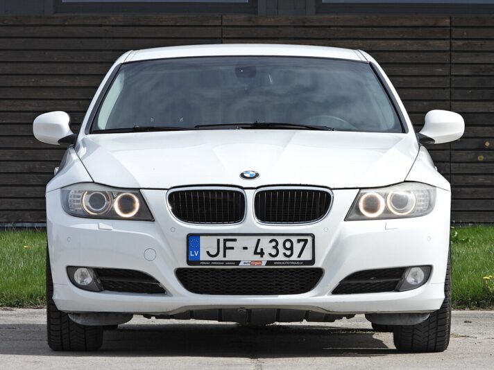 BMW 318 FACE-LIFT