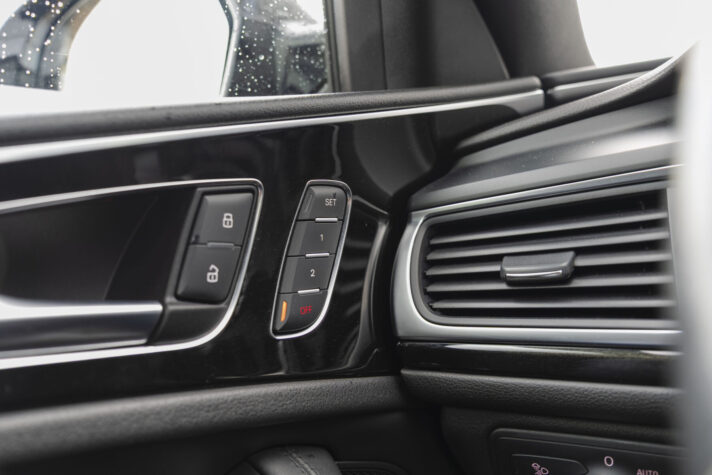 AUDI A6 LIMOUSINE QUATTRO