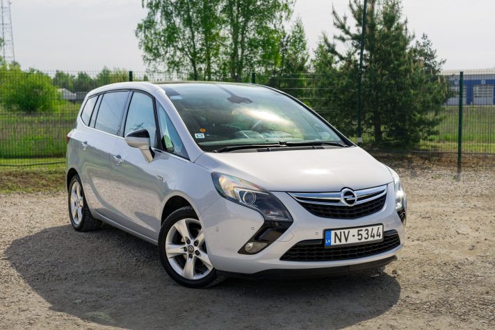 OPEL ZAFIRA TOURER