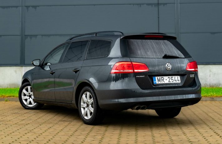 VW PASSAT