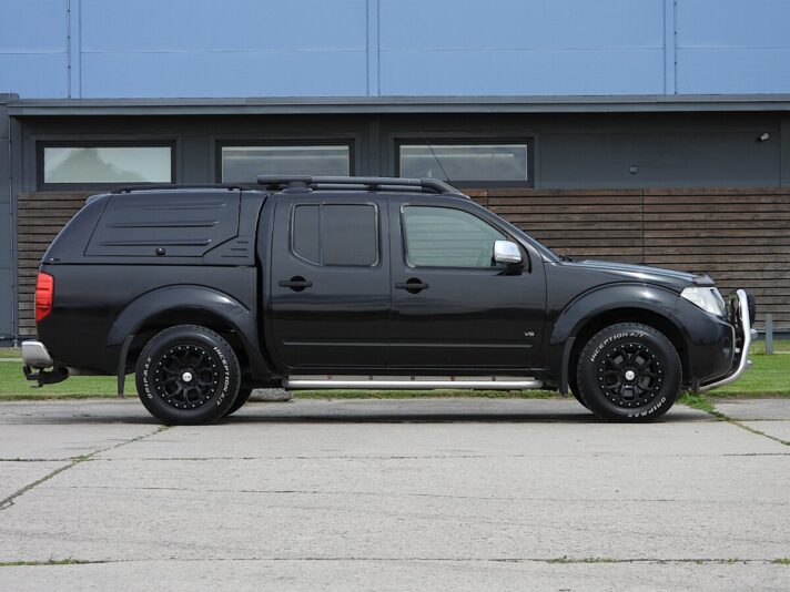 NISSAN NAVARA
