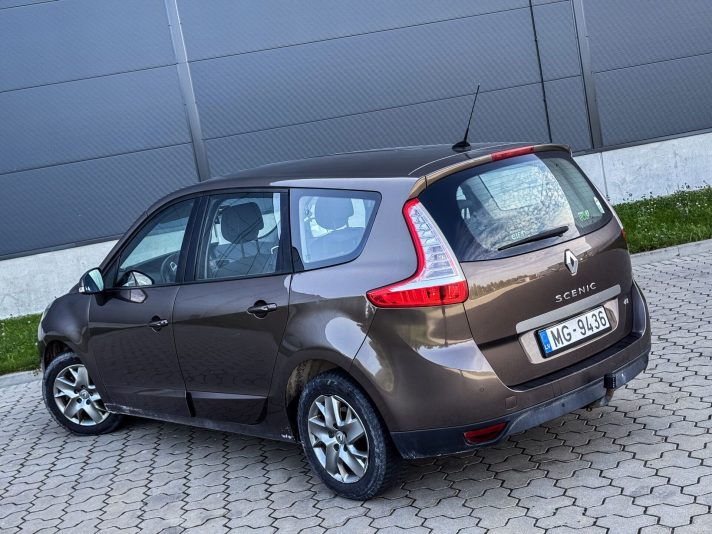 RENAULT MEGANE SCENIC
