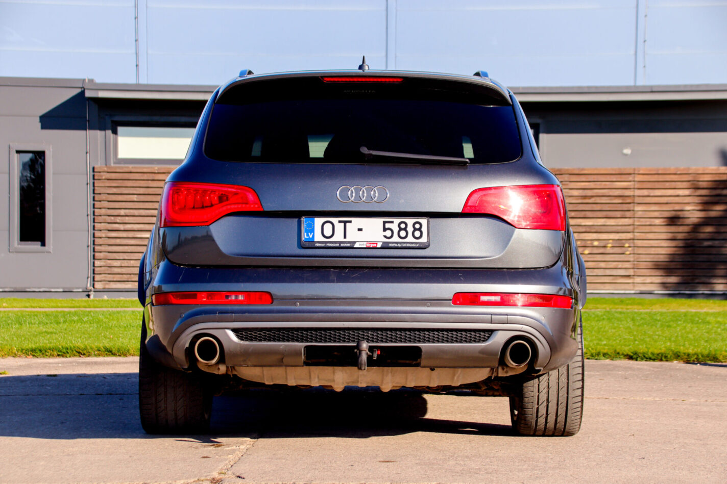 AUDI Q7