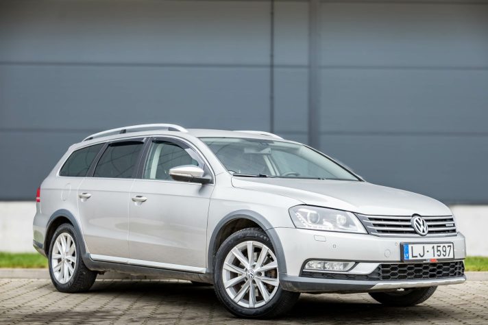 VW PASSAT