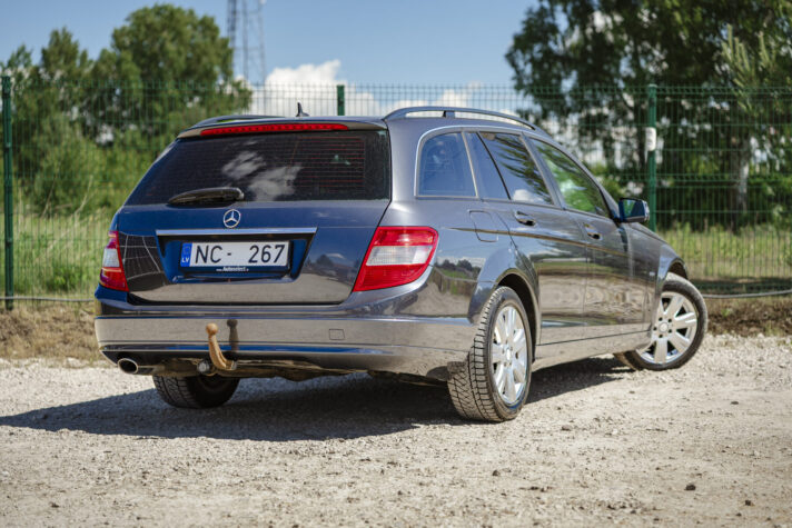 MERCEDES BENZ C200