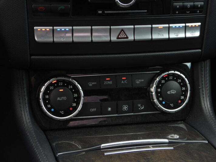 MERCEDES BENZ CLS