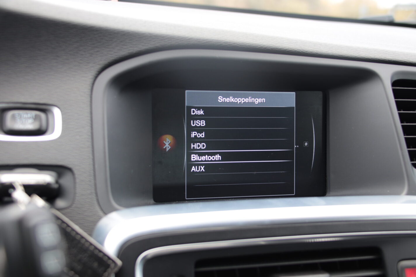 VOLVO V60 TWIN ENGINE