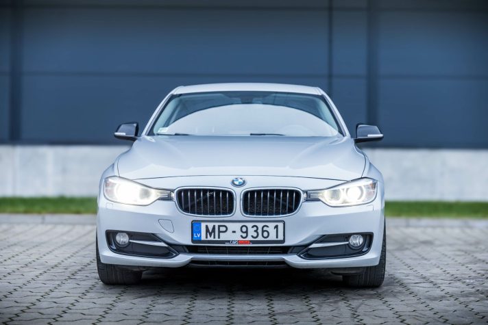 BMW 320