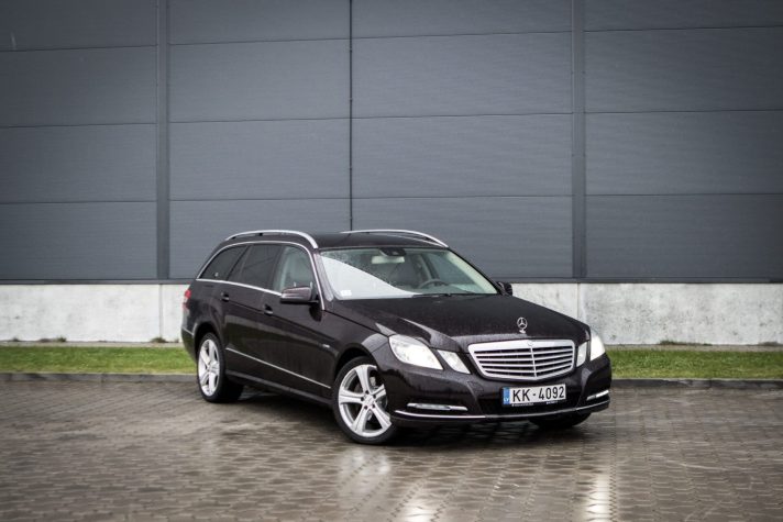 Mercedes Benz E350