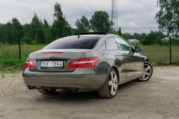MERCEDES BENZ E350