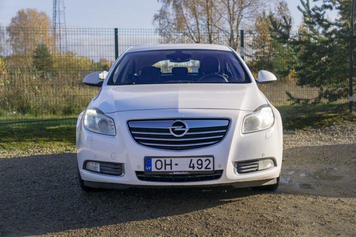 OPEL INSIGNIA