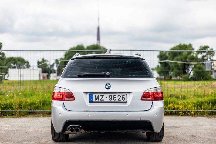 BMW 530