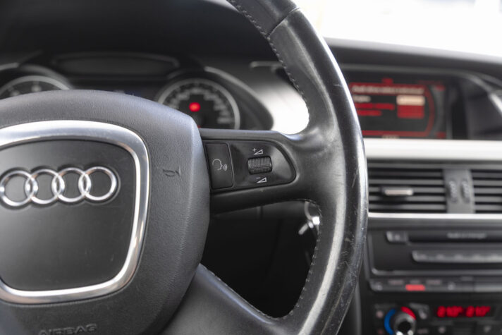 AUDI A4 S-LINE