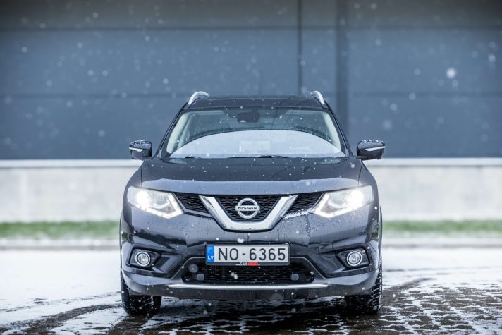 NISSAN X TRAIL