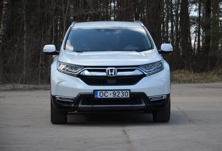 Tikko ievesta - Honda Cr-V 2.0 Hybrid Lifestyle ar automātisko ātrumkārbu.