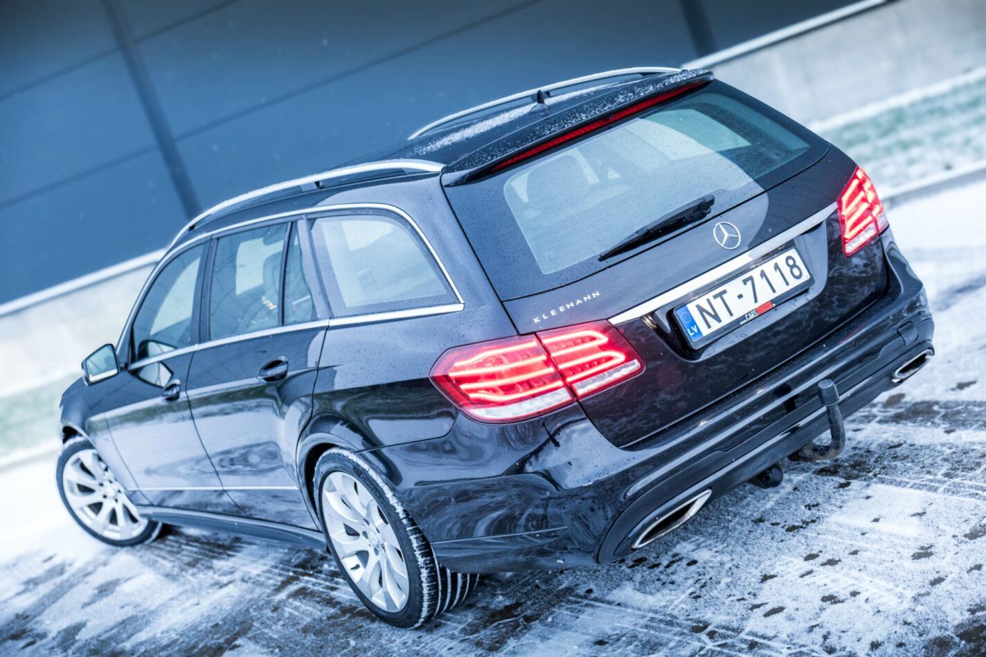 MERCEDES BENZ E350