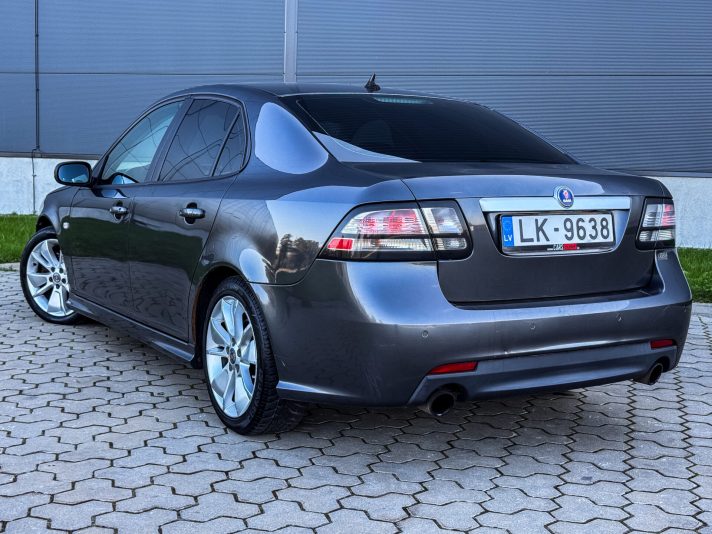 SAAB 9-3