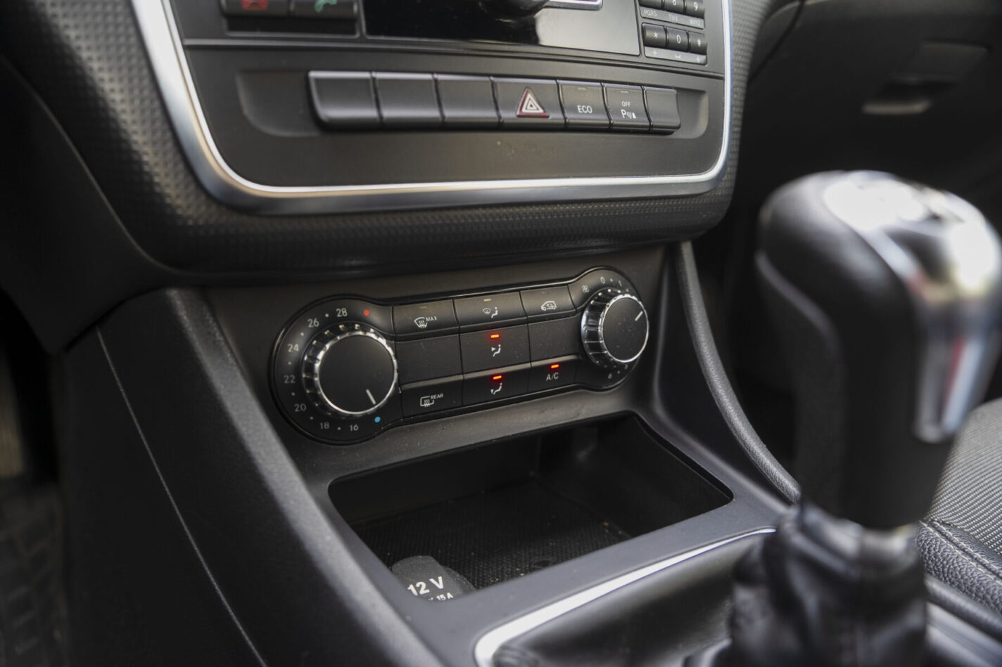 MERCEDES BENZ A180