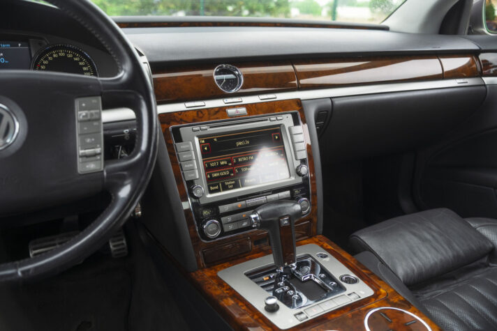 VW PHAETON