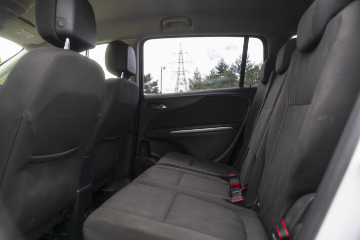 OPEL ZAFIRA TOURER
