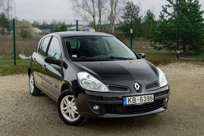 RENAULT CLIO